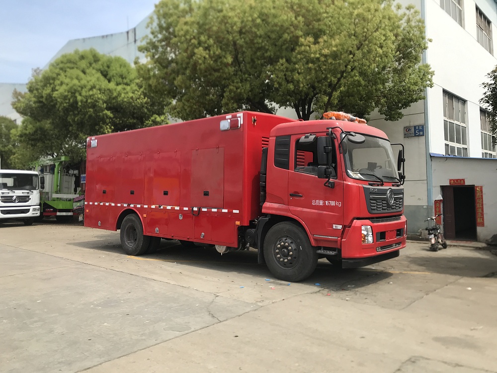 东风天锦工程防汛救险车