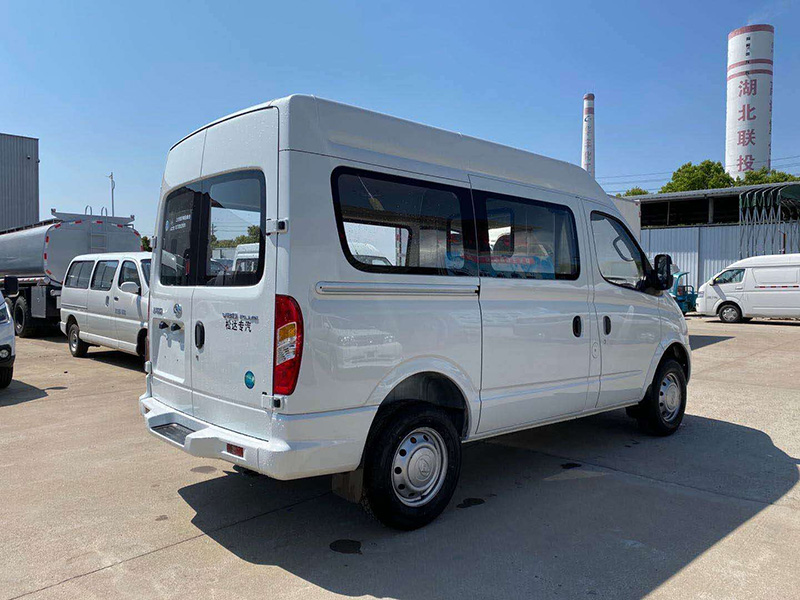 大通短轴殡葬服务车图片3