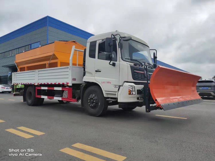 国六东风天锦除雪车