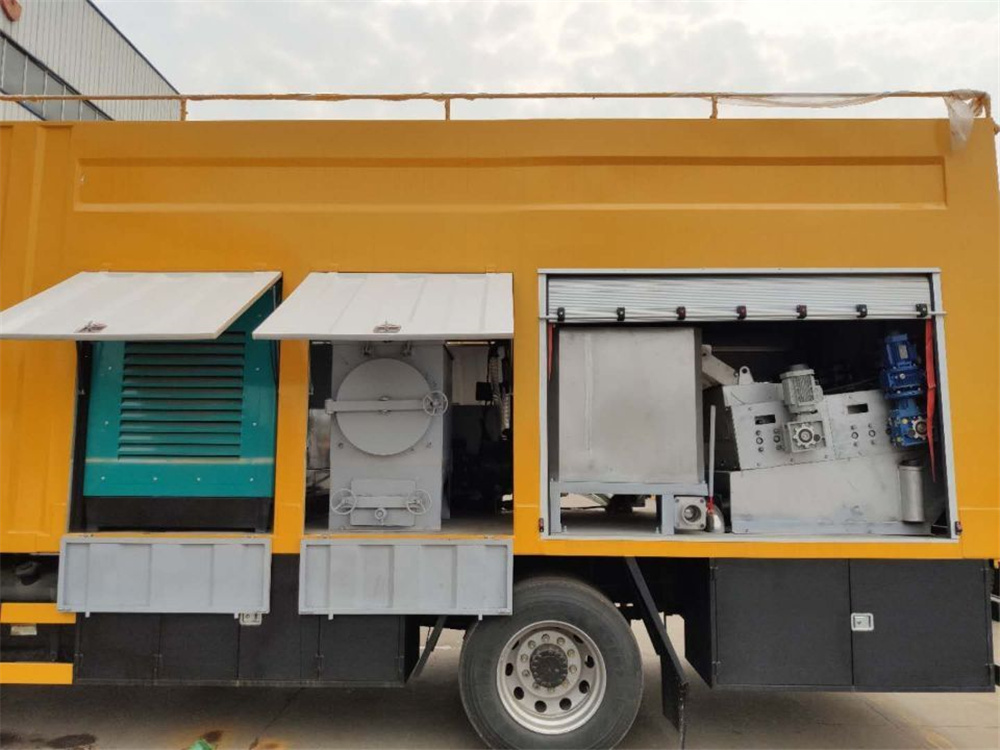 东风天锦吸污净化车蓝牌图片2