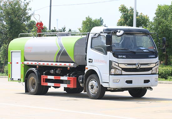 东风大福瑞卡消防洒水车8吨